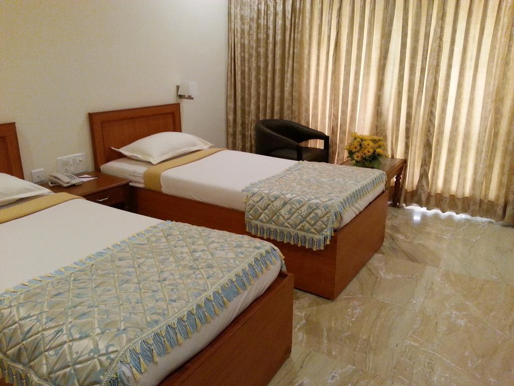 Paramount Inn Sriperumbudur Ruang foto