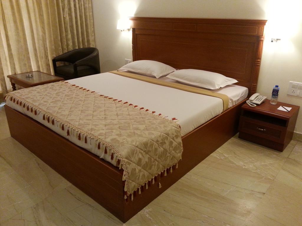 Paramount Inn Sriperumbudur Ruang foto
