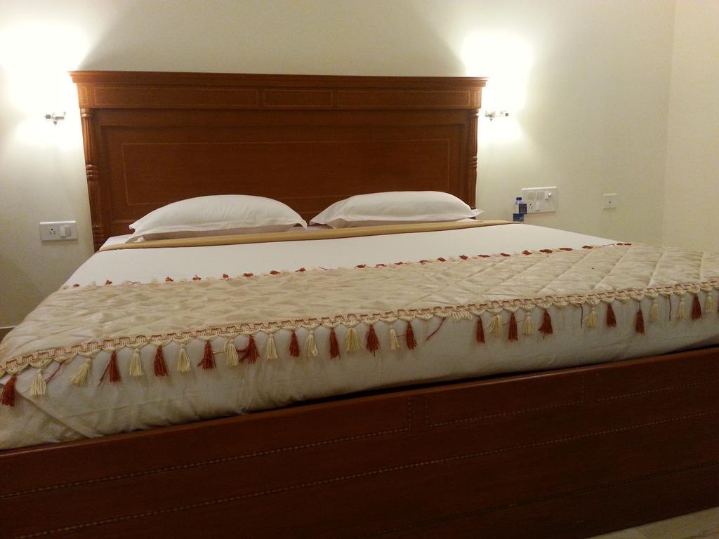 Paramount Inn Sriperumbudur Ruang foto